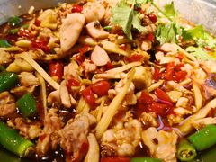 -兔行天下-鸿鹤鲜锅兔(中海国际店)