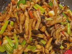 -小菜园新徽菜(芜湖万达店)