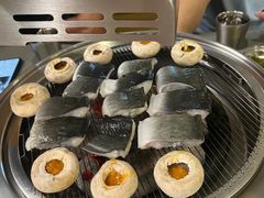 -围炉肉舍•炭烤活鳗•丹东海鲜烤肉(步行街店)