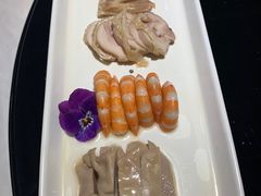 -HOMES上海本帮菜(襄阳公园店)