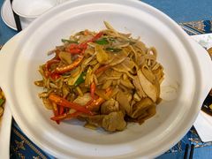 干锅鸡汁竹笋-天禄堂西溪庄园