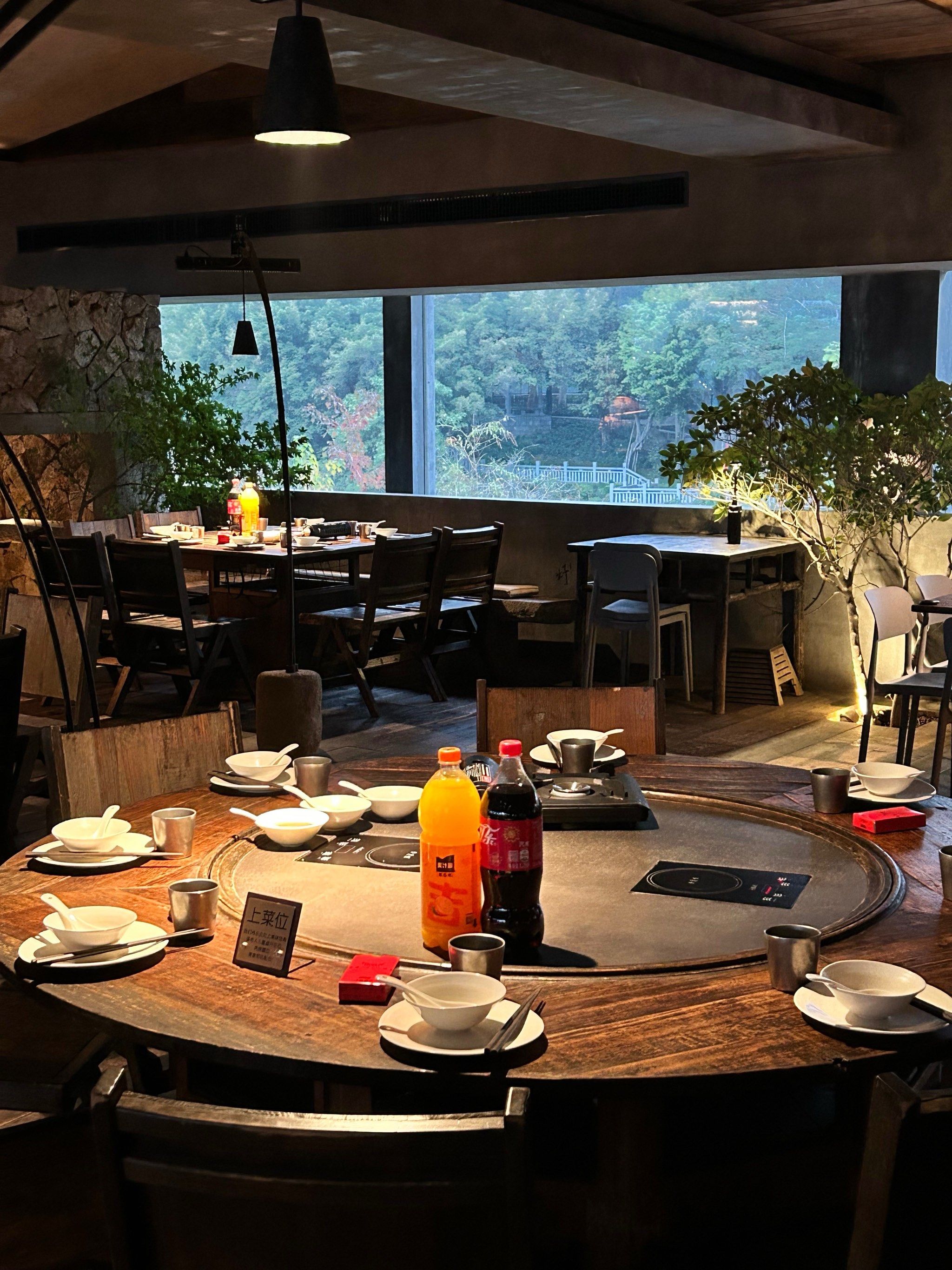 n还有厦门沙茶一品锅,很地道的沙茶味道,满足得不要不要