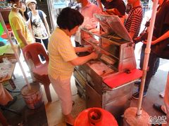 正在做麻糍哦-叶氏麻糍(鼓浪屿店)