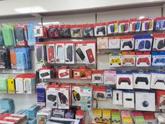 -上海南东电玩(上海置地广场周大福店)