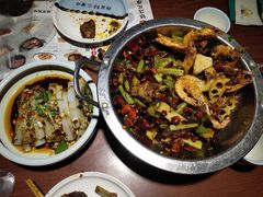 -川人百味·水煮活鱼(赛罕万达店)