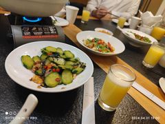 -鱼鲜饭香·招牌汽锅剁椒鱼头王