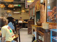 大堂-炉小二铜锅牛蛙•川湘菜(三里屯店)
