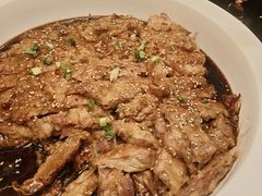 -牛YO寿喜烧·铁板烧和牛火锅自助(市府恒隆店)