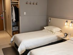 -白玉兰商务酒店(沈阳陆军总院店)