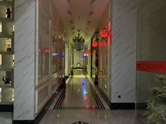 -皇马纯KTV·量贩·聚会(民治店)