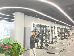 -TMG潮流健身(奥体莲荷里店)