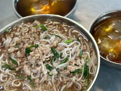 -正宗杨记普洱酸醋米线(总店)