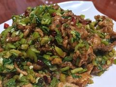 怪味牛柳-恩宏德餐馆(平山道店)