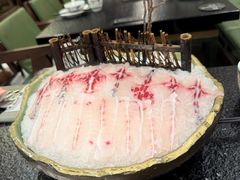 -得意咚瓜·顺德鱼生·冬瓜火锅(深圳首店)