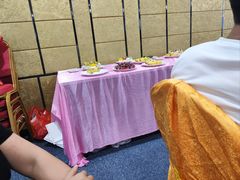 -维也纳酒店(深圳国际会展中心沙井上南店)