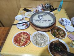 -天乐农家鱼头王(天目湖店)