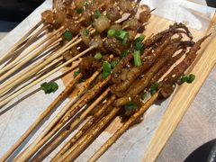 -巴厘龙虾·榜首油焖大虾(音乐学院·沿江酒馆店)
