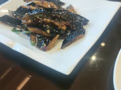 -喜乐餐厅•灯笼虾球首创者•本地小海鲜(二马路店)