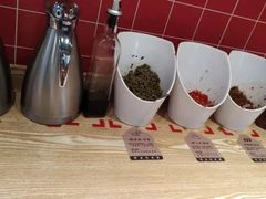-霸蛮湖南菜·牛肉粉(荣京西街店)