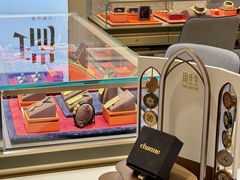 -王府井百货熙地港店