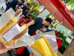 -詹爷爷乌节路街头冰淇淋