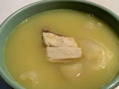 招牌花胶鸡煲汤底-最品火锅