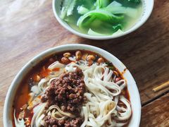 -小谭豆花(西大街店)