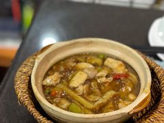咸鱼鸡粒茄子煲-熠盛粤味(永康路店)