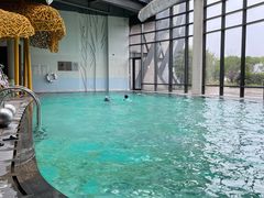 -上海滴水湖皇冠假日酒店