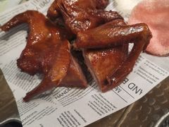 -蝴蝶里·粤菜·点心(滨江龙湖店)