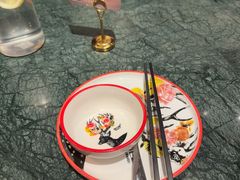 -新白鹿餐厅(湖滨银泰IN77C区店)