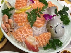 -青瓦餐厅·生鱼片·韩园烤肉(西塔店)