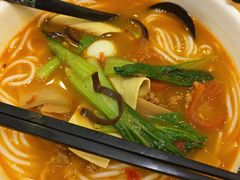 -蒙自源米线大王(宝安尖岗山店)