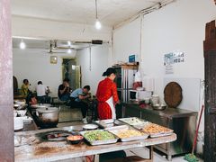 -十一街苍蝇馆子转经消江湖菜(九眼桥十一街店)