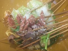 -上上签·冷锅串串(六灌路店)