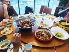 -有红鸡毛店·川菜(建设路店)