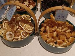 -蜜桃餐厅·伴山(湖滨商业街店)