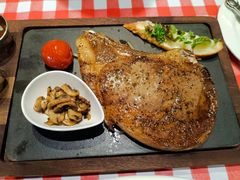 -1886德国汽车餐厅(外滩十六铺码头店)