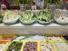 -泉福居酱骨头自助广场(南大街商业步行街店)