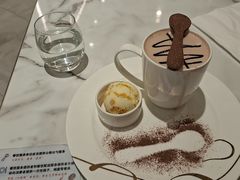-麦当劳(轻轨曹杨路店)