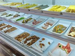 -哈尔滨小酒馆·鲜肉现穿自助烧烤(康新花园店)