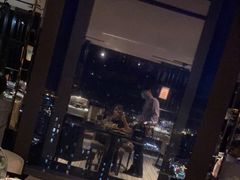 -唐拉雅秀酒店-西锦汇空中BBQ·思创餐厅