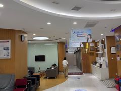 -雅悦齿科(顾村公园店)