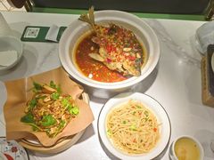 -费大厨辣椒炒肉(高铁吾悦广场店)
