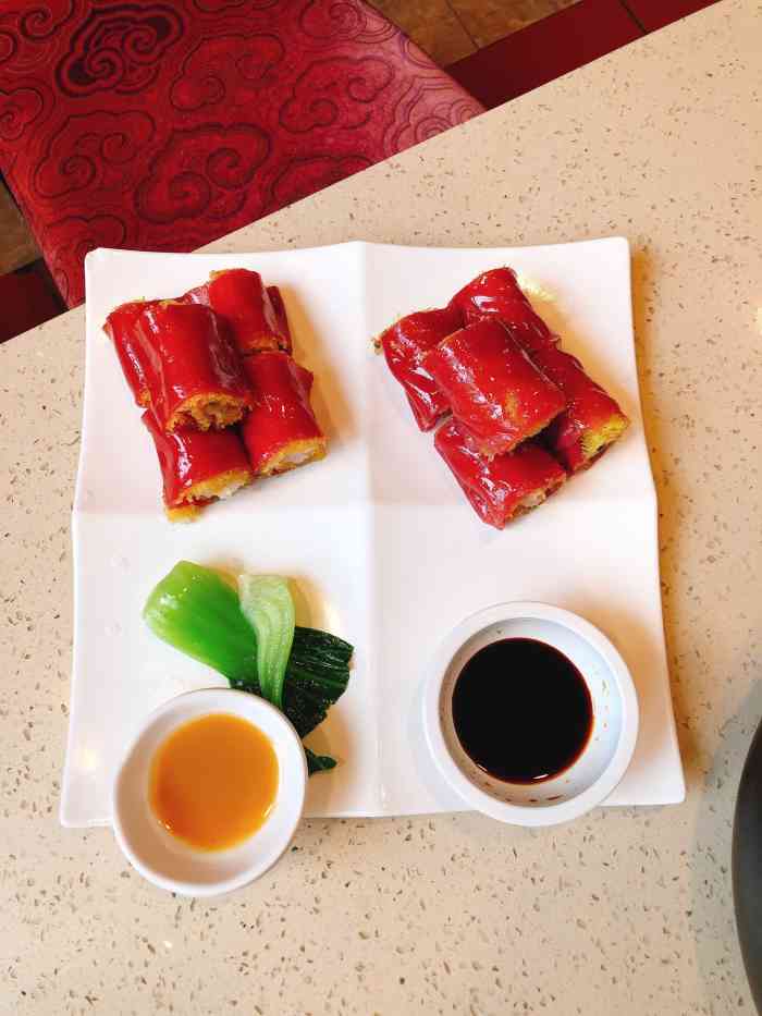 点都德(荔红楼店)-"点都德点心不错,乳鸽新鲜好吃,就是午茶没.