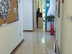 -维乐口腔(格林门诊长宁店)