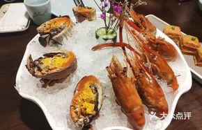 Shrimp and Crab Platter