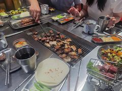 -马路牙子烧烤音乐酒馆(望京店)