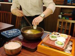 -良米山·云南野生菌过桥米线(上海首店)