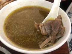 -黄阿姨锅贴大王(万航渡路店)